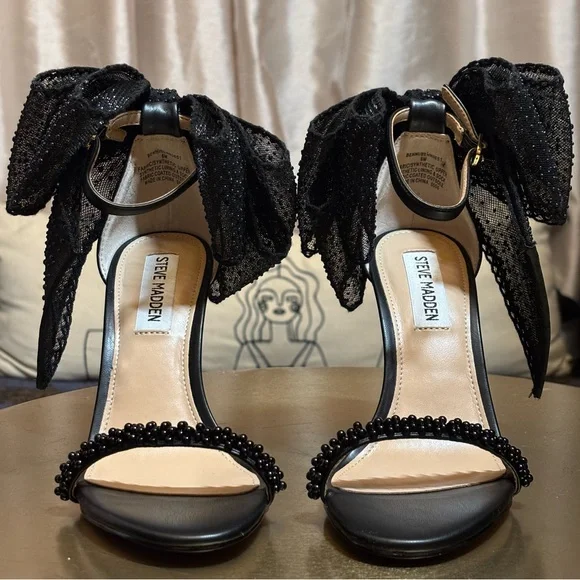 NWOB - Steve Madden Black Lace Embellished Heels - Picture 4 of 9